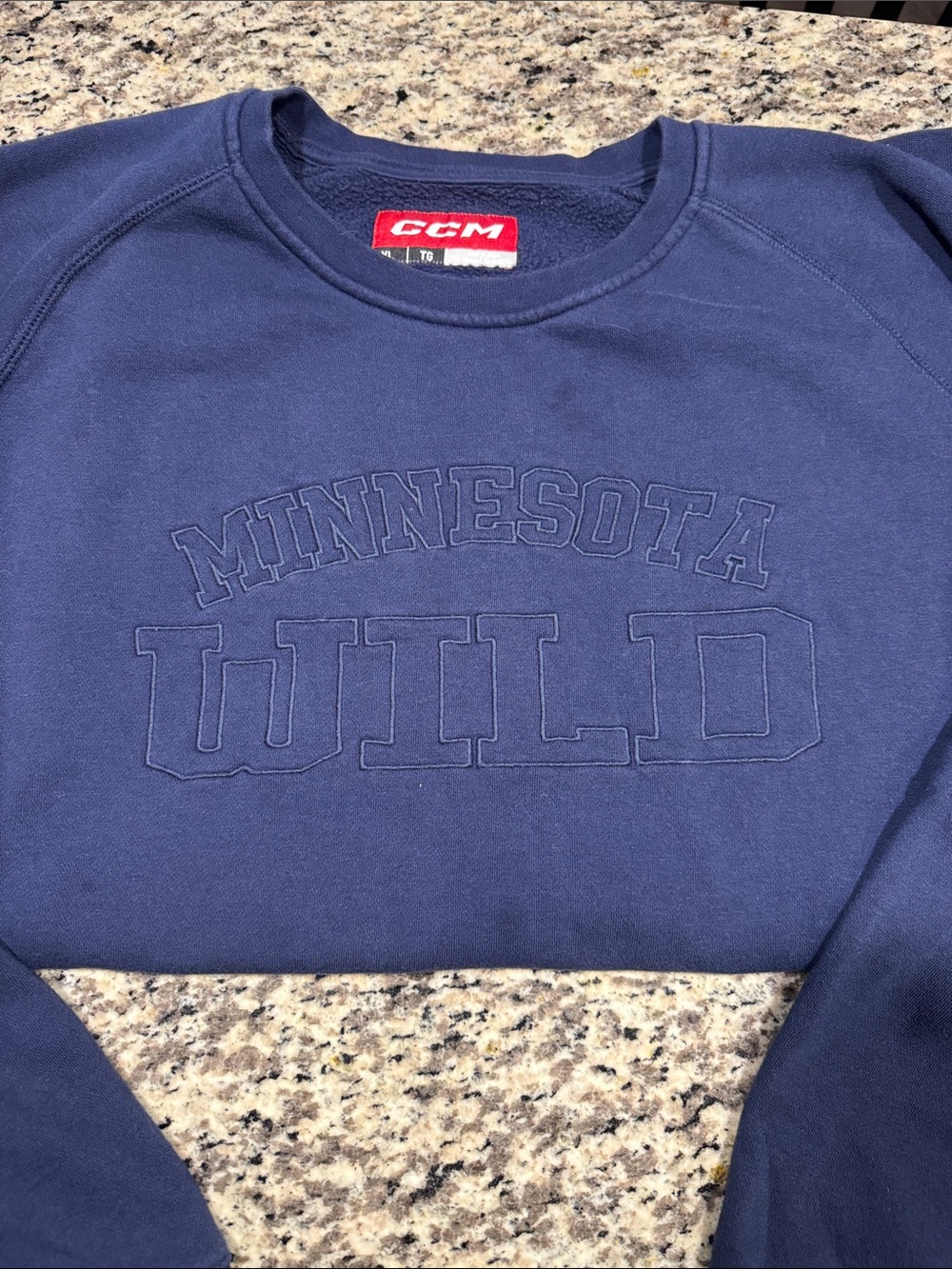 CCM Navy Minnesota Wild Embroidered Crewneck Sweatshirt. Xl. EUC!🏒🥅